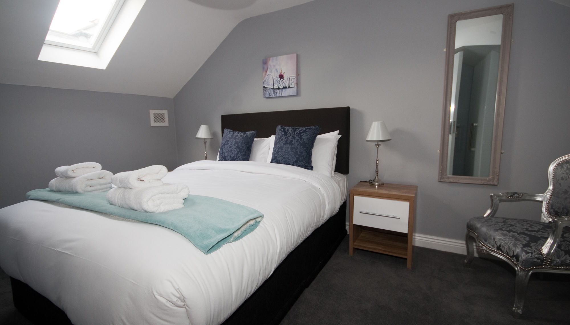Dorset By The Key Collection Apartment